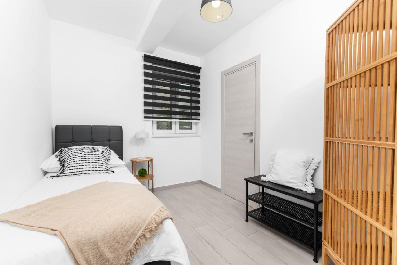 Apart Residence Galant Rovinj Bagian luar foto
