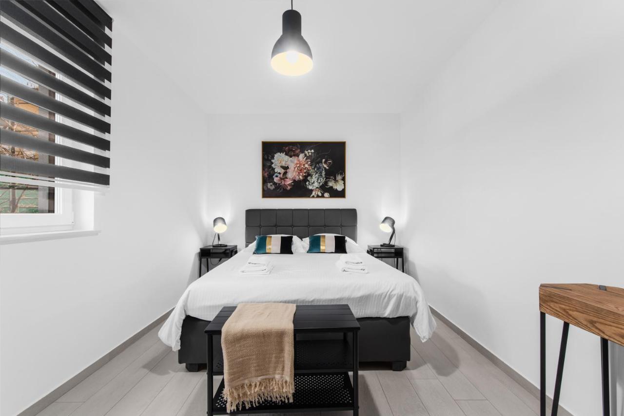 Apart Residence Galant Rovinj Bagian luar foto