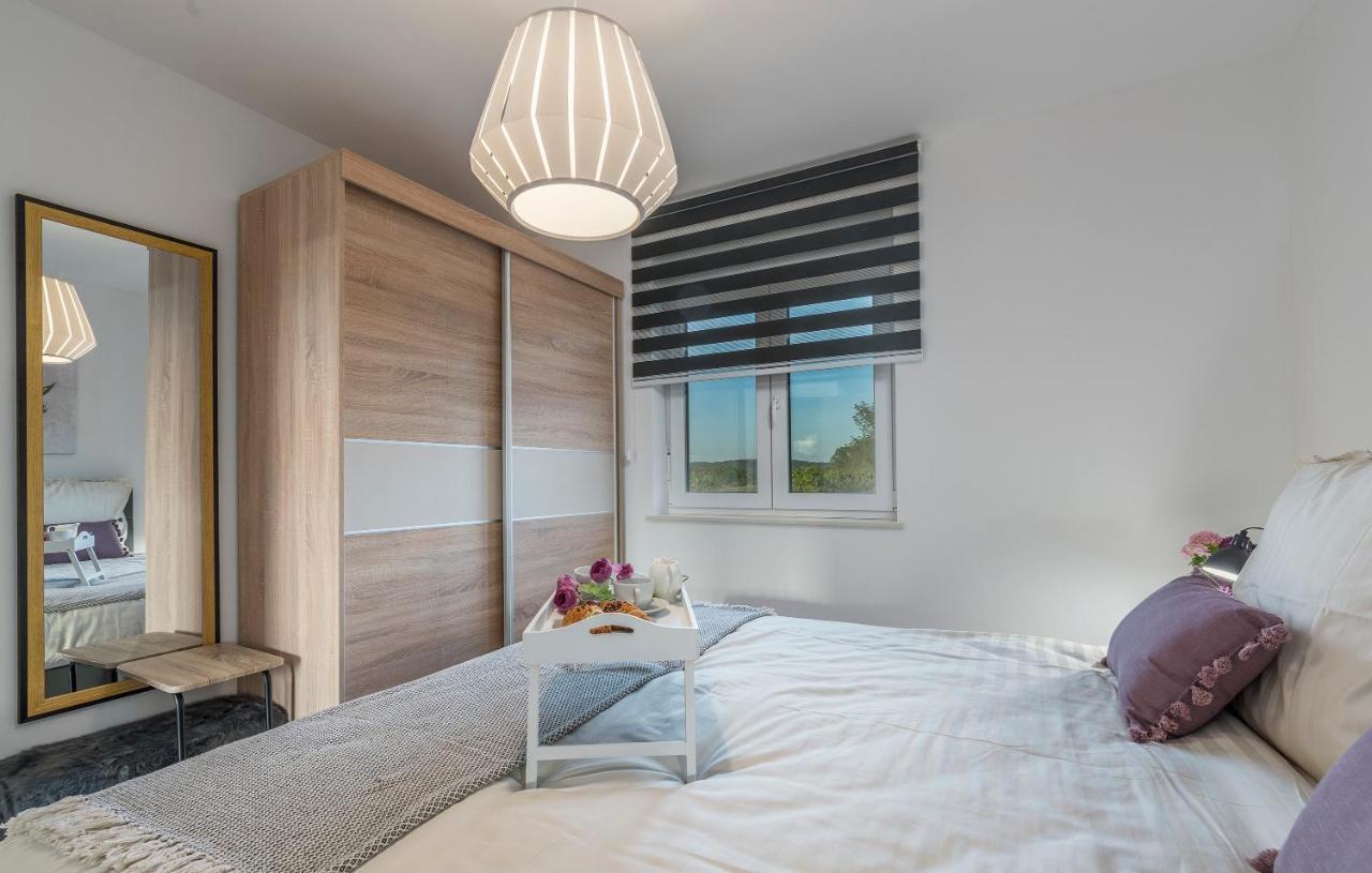 Apart Residence Galant Rovinj Bagian luar foto