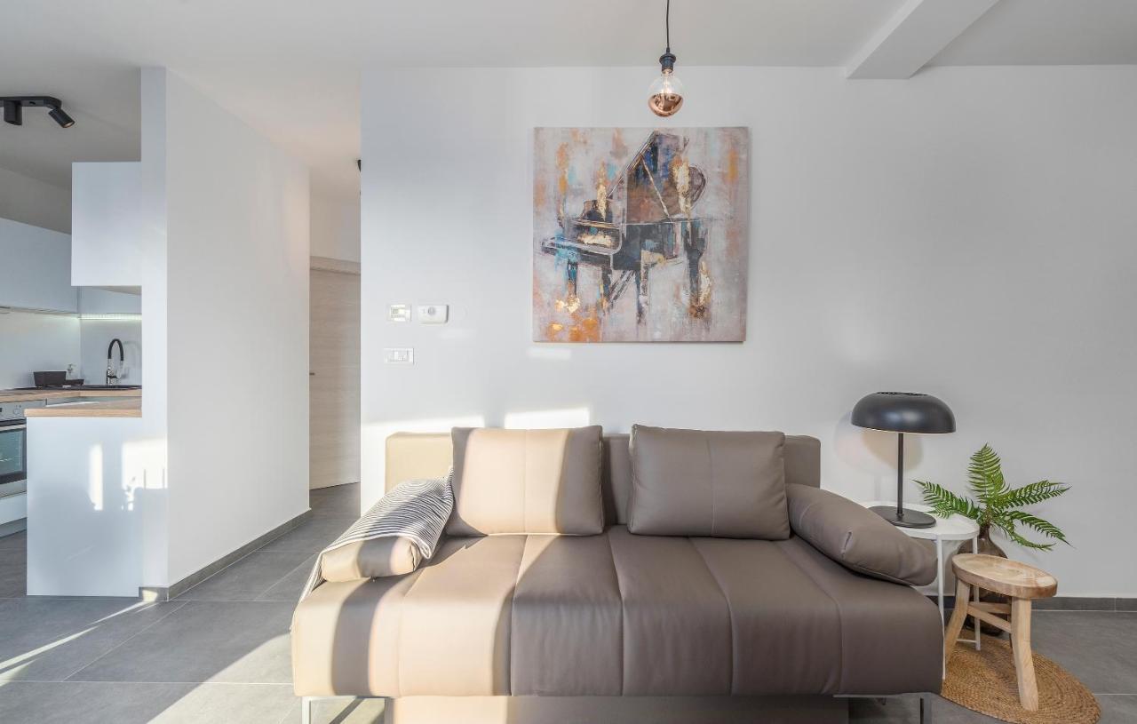 Apart Residence Galant Rovinj Bagian luar foto